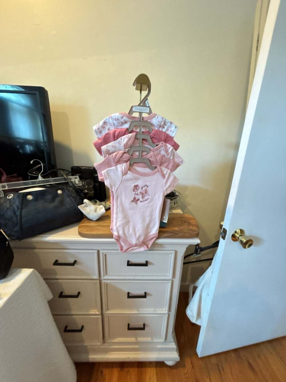 Chickpea Baby Girls Pink Butterfly Bodysuit Set